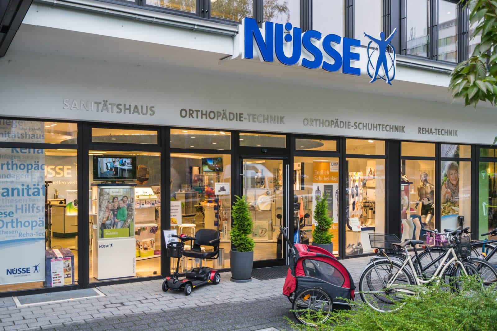 Eingangsbereich des Hauptstandorts in Göttingen